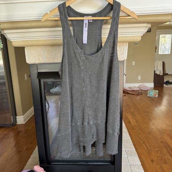 Wilt Tank Top Women's Light Gray Racerback Strap Asymmetrical Small Lagenlook M - Picture 2 of 8